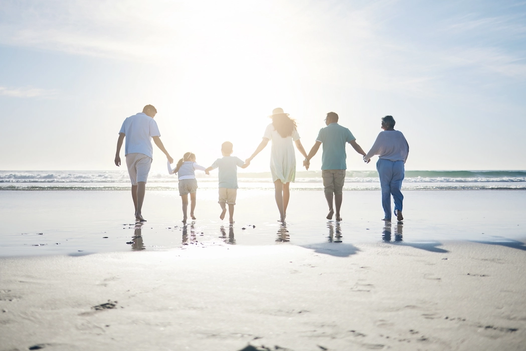 familia playa psicologo Alicante